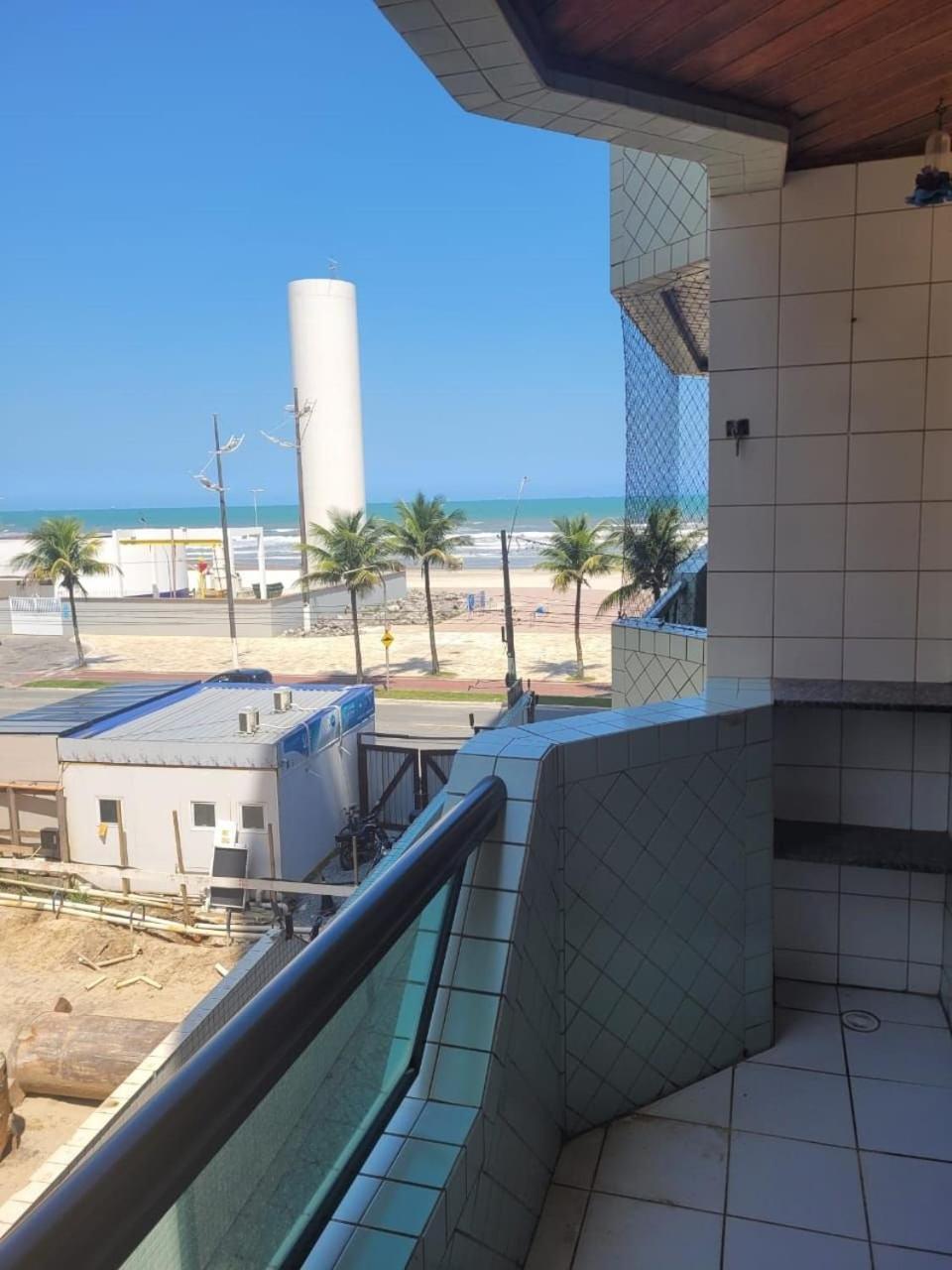 Beachfront Tupi: Ocean View with High-Speed Wi-Fi & Free Parking Praia Grande  Exterior photo
