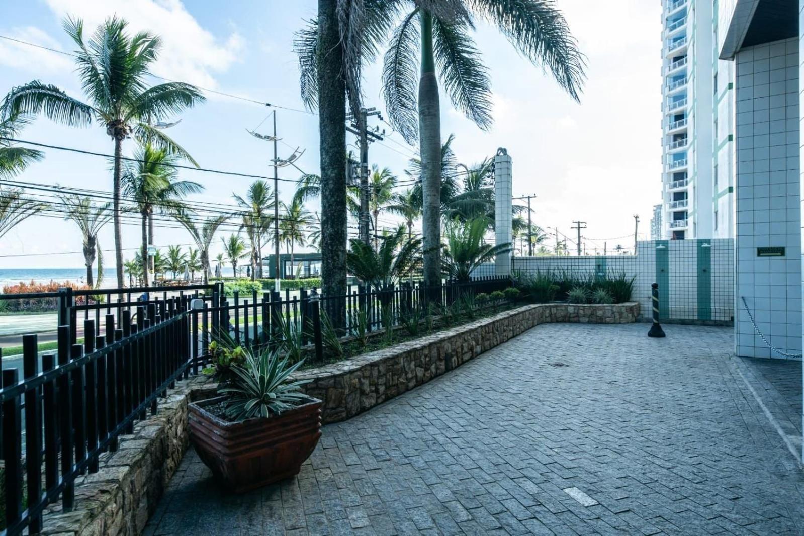 Beachfront Tupi: Ocean View with High-Speed Wi-Fi & Free Parking Praia Grande  Exterior photo