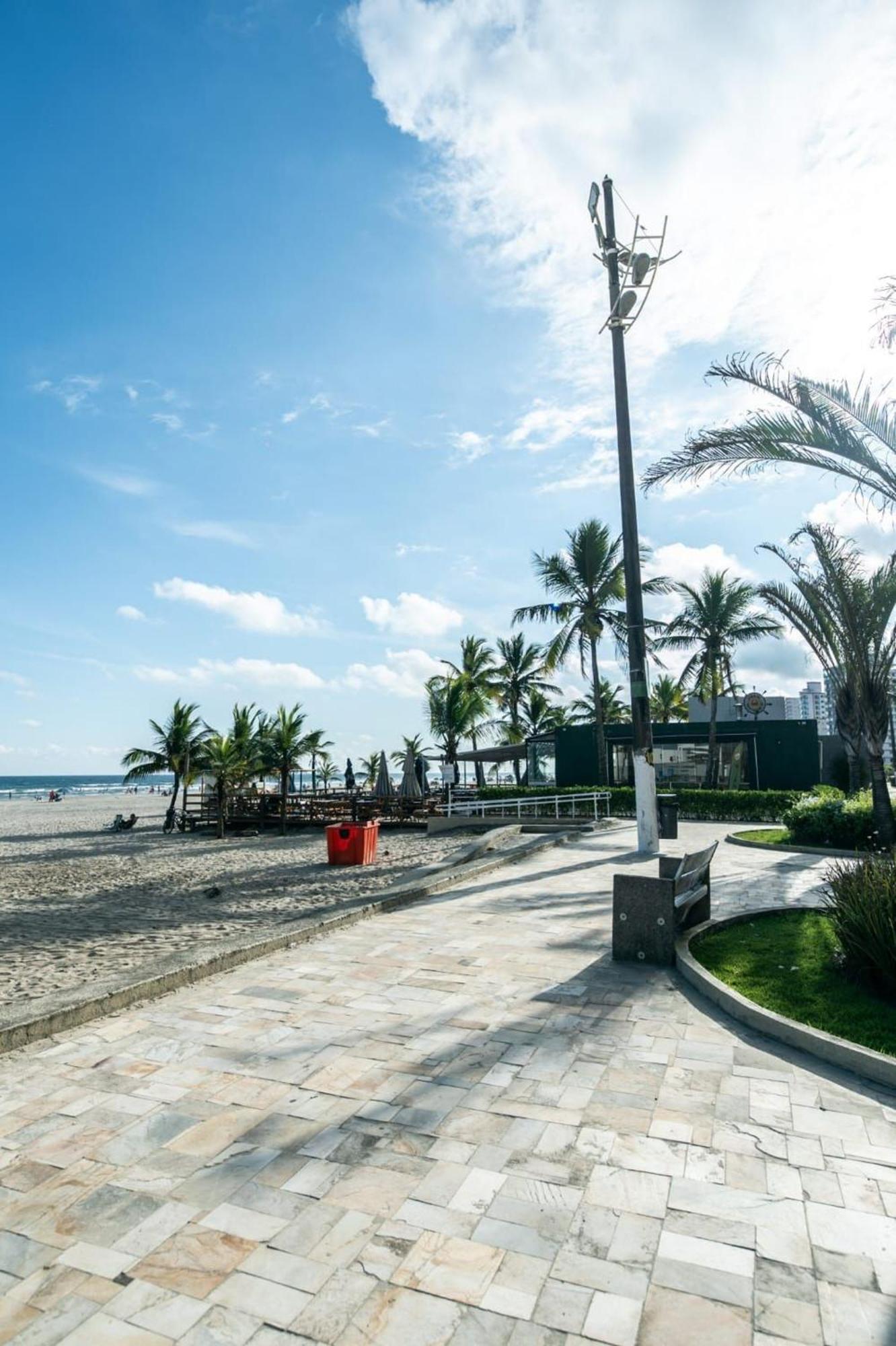 Beachfront Tupi: Ocean View with High-Speed Wi-Fi & Free Parking Praia Grande  Exterior photo
